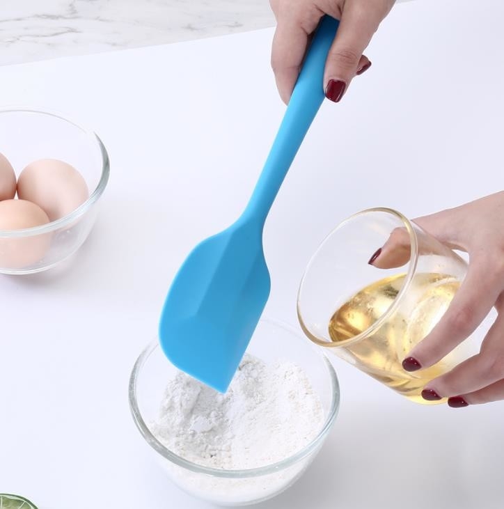 착색되는 평지에 의하여 주문을 받아서 만들어지는 Kitchenaid 실리콘 주걱 강한 로고 인쇄할 수 있는